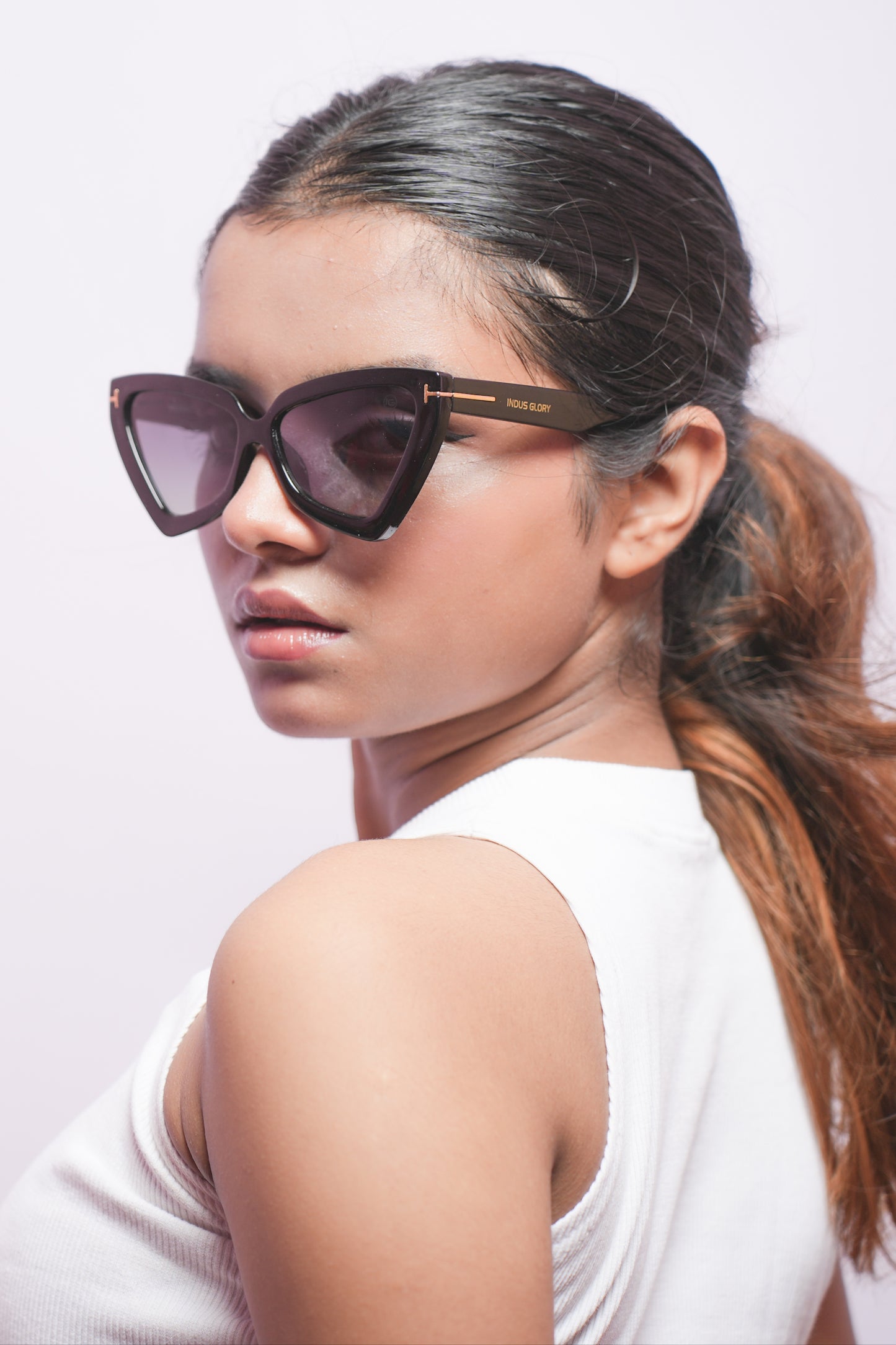 Asymmetric Sunglass